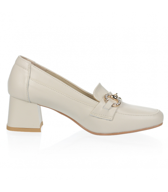 Beige pumps with chain DLO2425