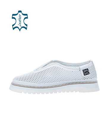 White comfortable perforated shoes 141191