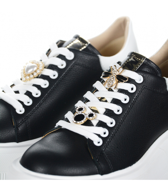 Black leather sneakers with a white heel on a white sole MAXI+Ozdoby DTE N1016