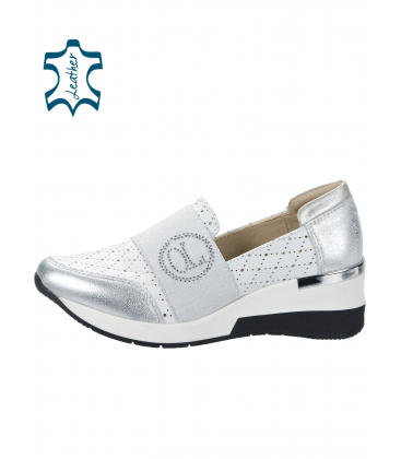 Silver slip-on sneakers with perforation on the angel sole B801