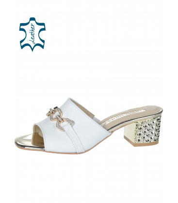 White leather flip flops with gold heel DSL2442