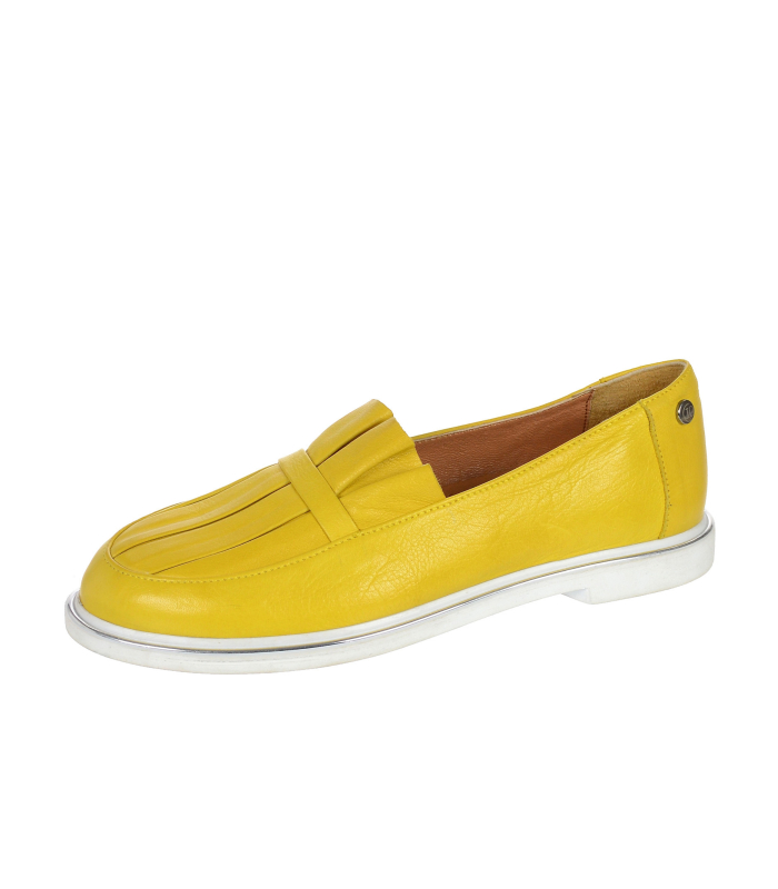 Yellow leather moccasins D-605