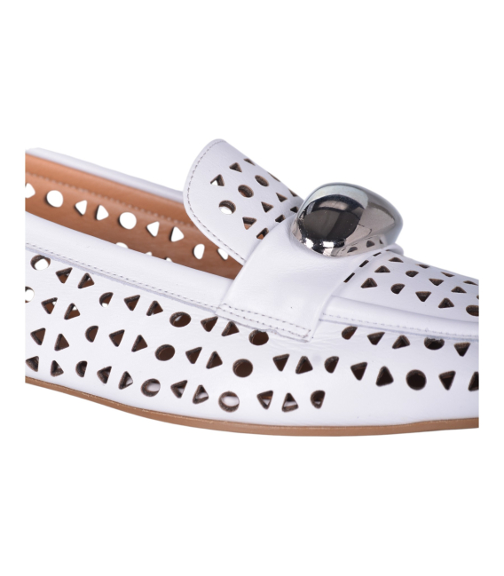 White perforated loafers with a silver ornament G064 00302 col 6012