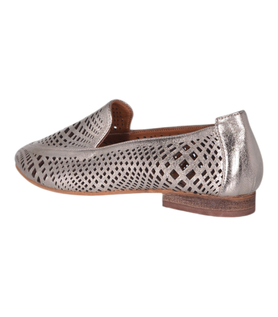Gold perforated low shoes P291 901