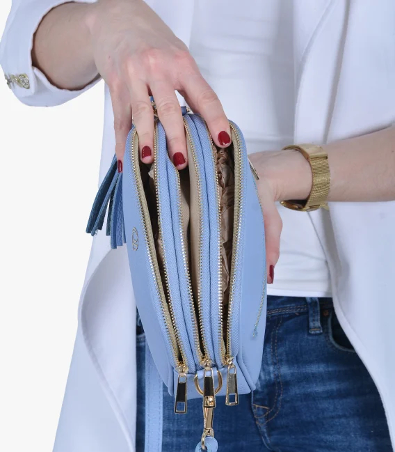 Discounted set of pale blue sports slippers with FF print DSL7650+Laura handbag