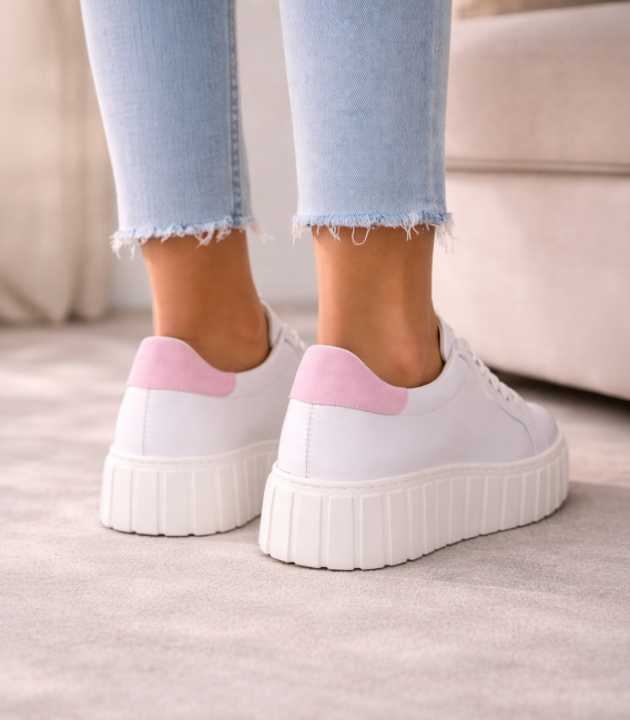 Discounted set of white sneakers with pink heel and ruffles on the tongue 8000+Sofia handbag