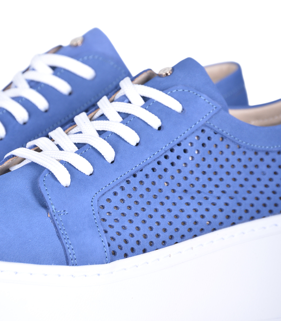 Blue perforated sneakers 8000