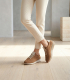 Women's cinnamon comfortable perforated sneakers 186.8006