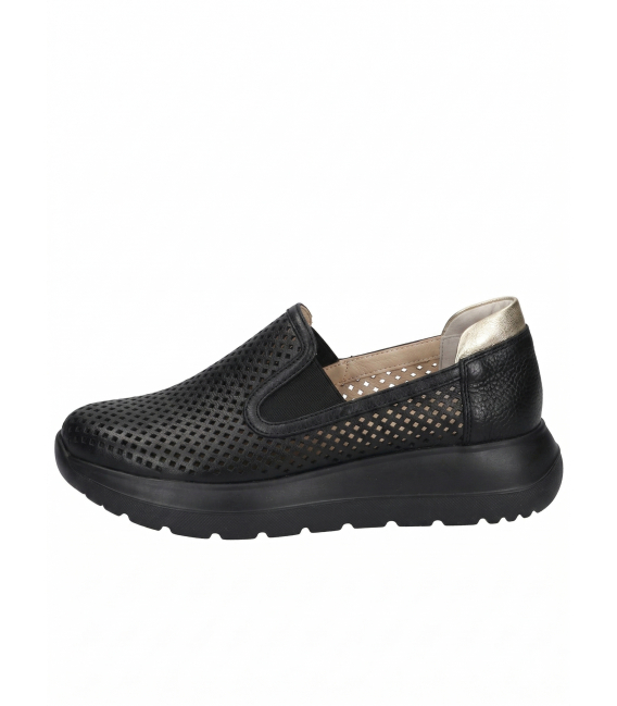 Black perforated slip-on loafers DTE054