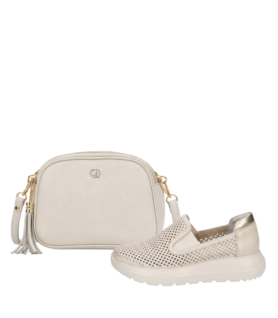 Discounted set beige perforated slip-on moccasins DTE054+Laura handbag