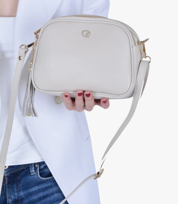 Discounted set of gold perforated slip-on loafers DTE054+Laura handbag