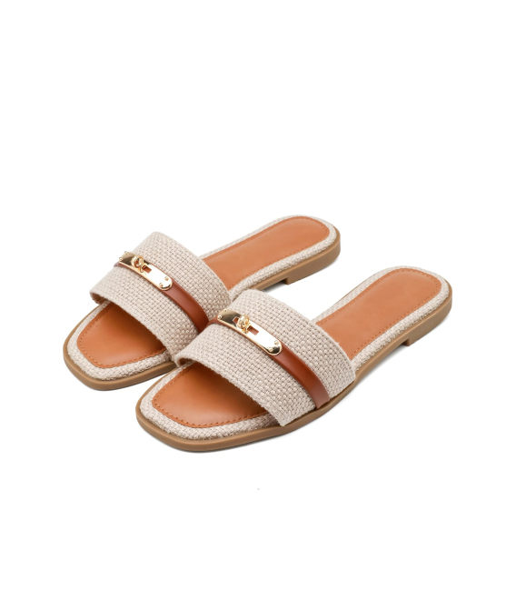 Beige comfortable slippers