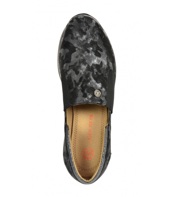 Black-grey camouflage sneakers on the KARLA sole DTE3064