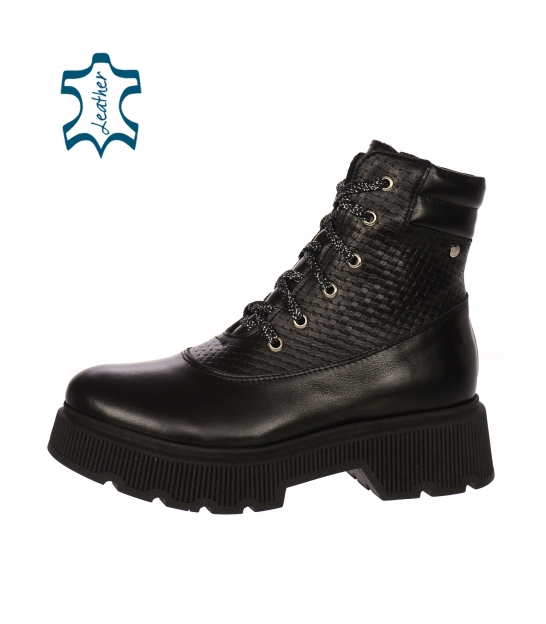 Black ankle boots with 3D material DKO3405 