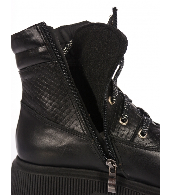 Black ankle boots with 3D material DKO3405 
