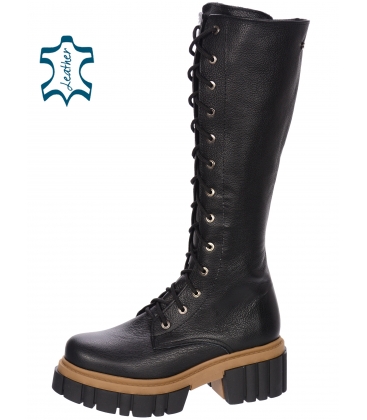 Tall black workers on a brown-black sole DKO2264