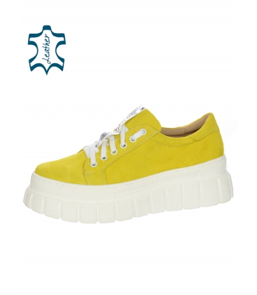 Yellow cut leather sneakers decorated with a silver OLIVIA belt on the sole ZUMA DTE3298
