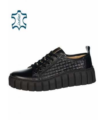 Black leather sneakers with an interlaced pattern and a gold strip OLIVIA on the sole Rosella 7140