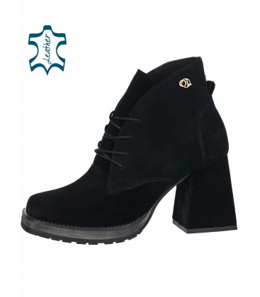 Black ankle boots made of brushed leather on a thick heel 1659+black WELUR+bottom 1108