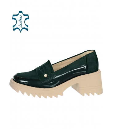 Dark green ankle boots made of brushed leather with a lacquered toe DLO2336