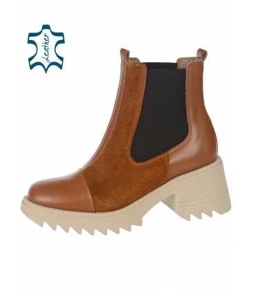 Cognac brown leather chelsea boots with rubber DKO2180