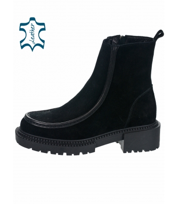 Black ankle boots with black trim 5001