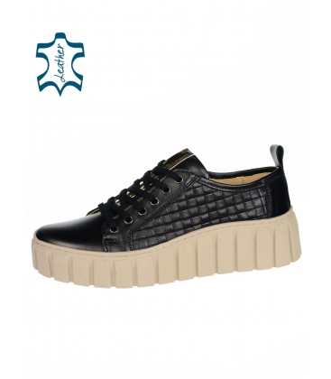 Black leather sneakers with an interlaced pattern on the sole Rosella 7125