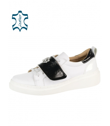 White stylish sneakers with black decorative belt DTE3999
