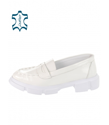 White comfortable patent shoes 001-635