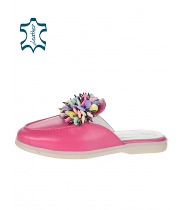 Pink playful flip-flops with colorful decoration 2253