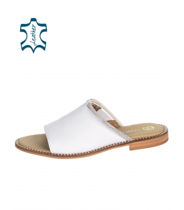 Elegant white leather flip-flops with stone decoration 7700white
