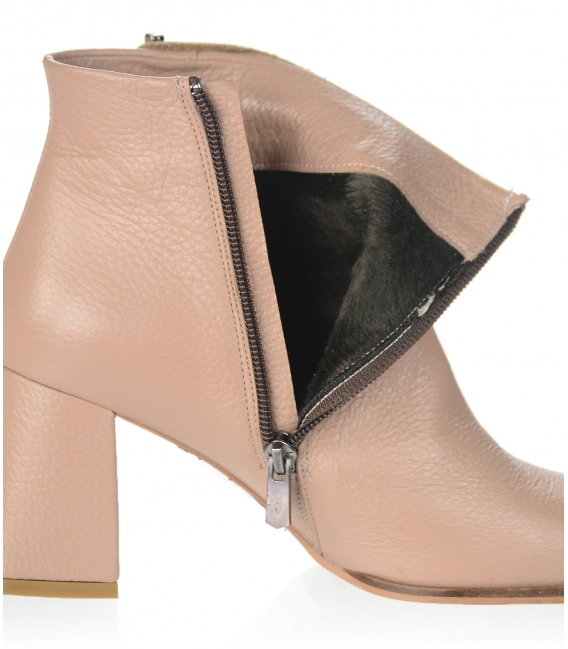 Pale brown heeled ankle boots with decorative buckle 221348
