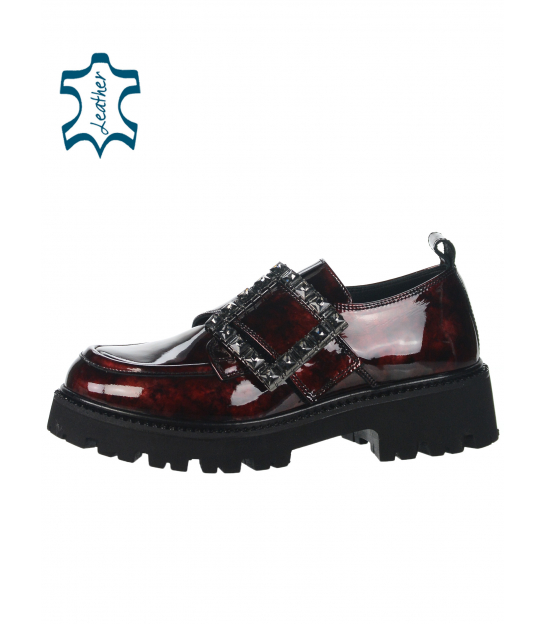 Burgundy shiny shoes with decoration on the side 024-6833