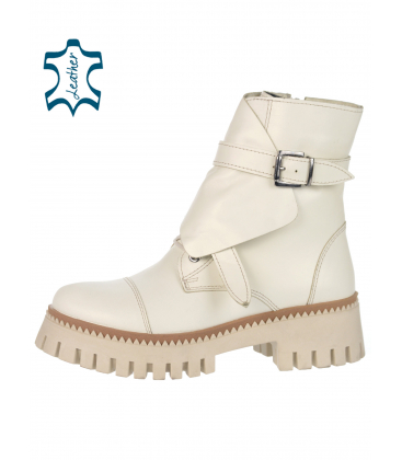 Beige workers with overlap fastening 10348